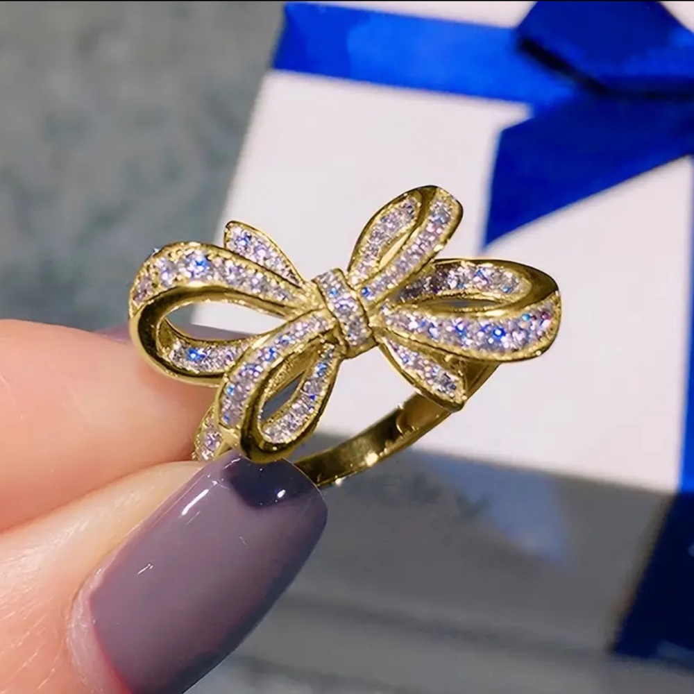 Dainty Gold Bow Ring